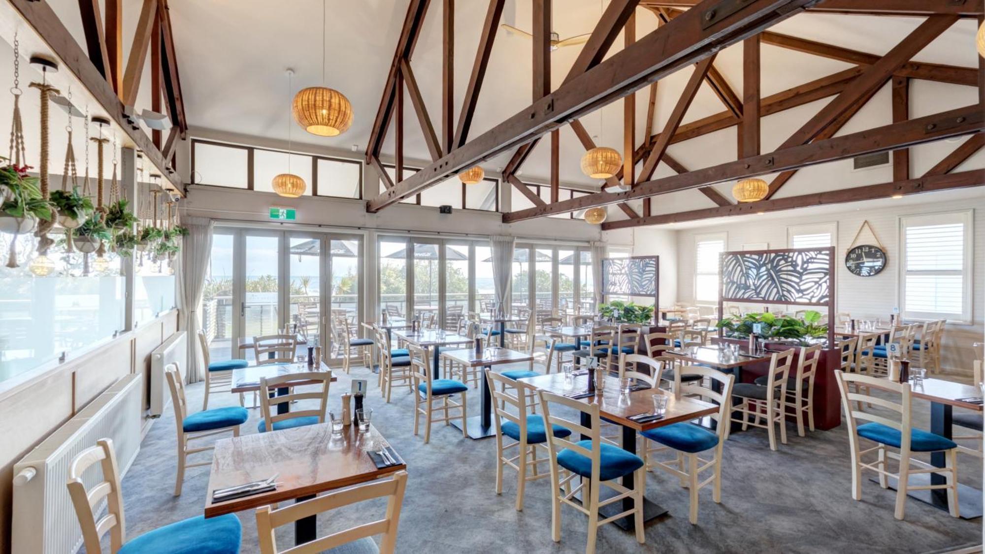 Beachfront Hotel Hokitika Exterior photo