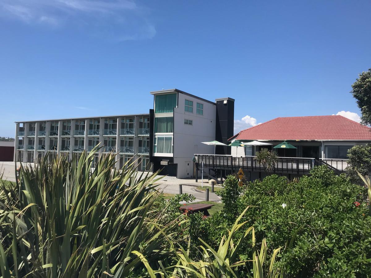 Beachfront Hotel Hokitika Exterior photo