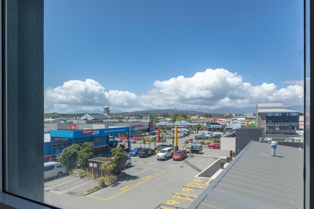 Beachfront Hotel Hokitika Exterior photo