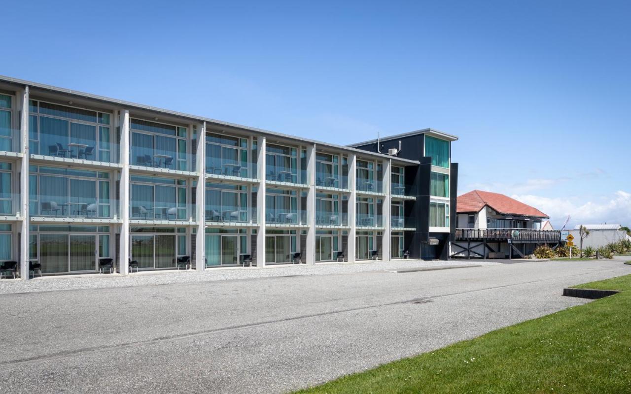 Beachfront Hotel Hokitika Exterior photo