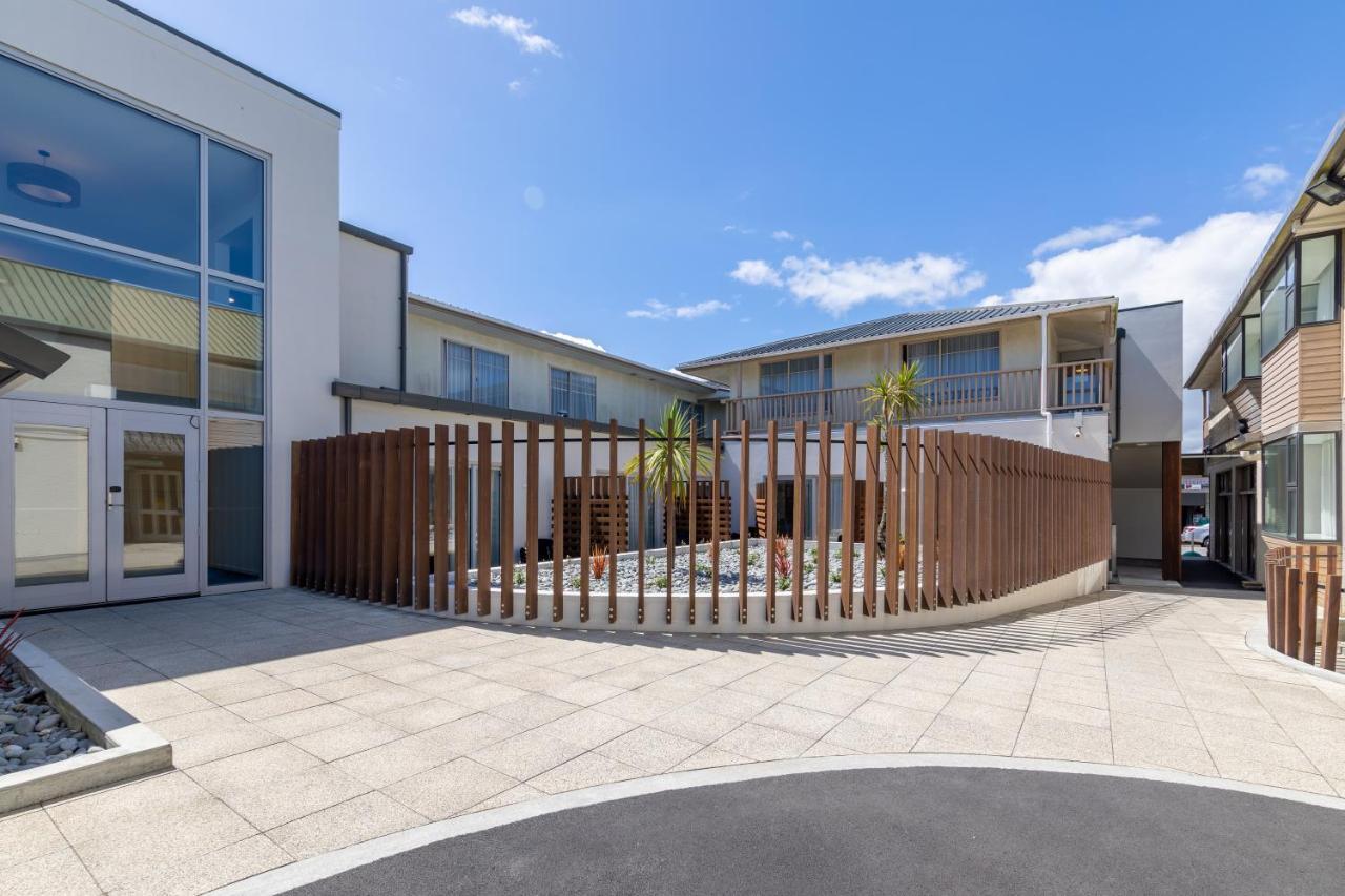 Beachfront Hotel Hokitika Exterior photo