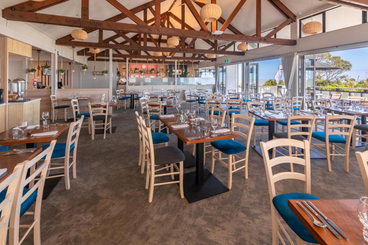 Beachfront Hotel Hokitika Exterior photo
