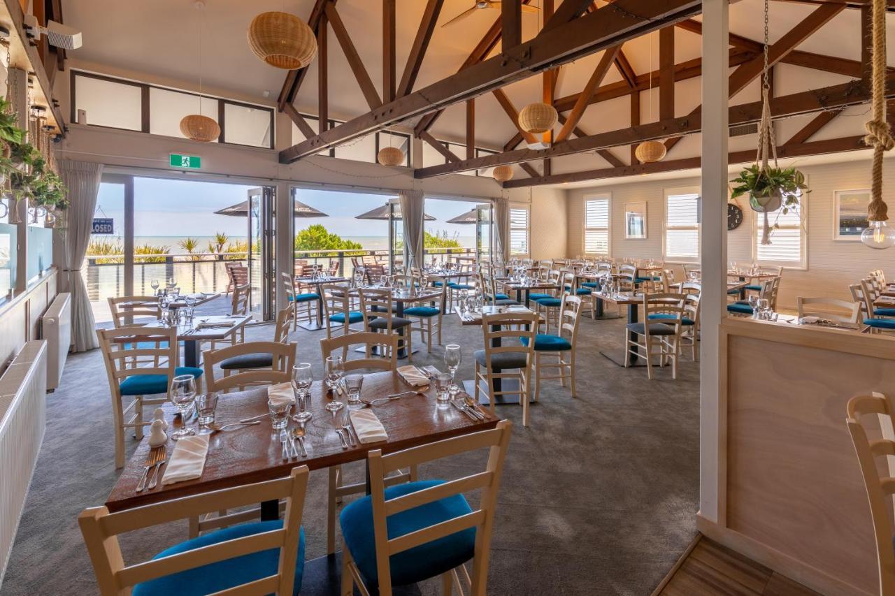 Beachfront Hotel Hokitika Exterior photo