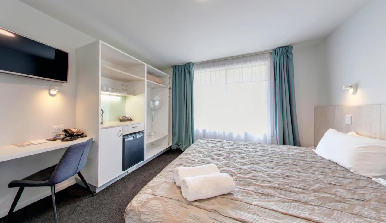 Beachfront Hotel Hokitika Exterior photo